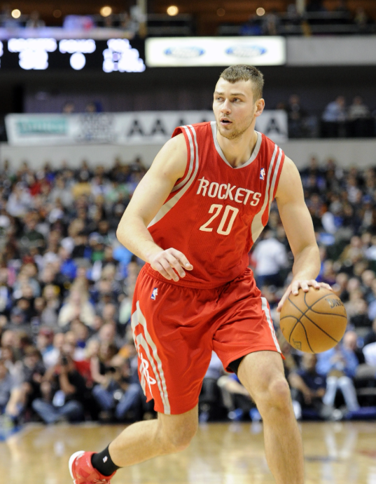 莫泰尤纳斯眼中的 NBA 准入:唯詹姆斯堪称 “即战力”